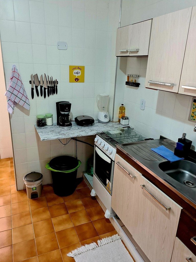 Apartamento Espaçoso e Iluminado no Coração de Copacabana