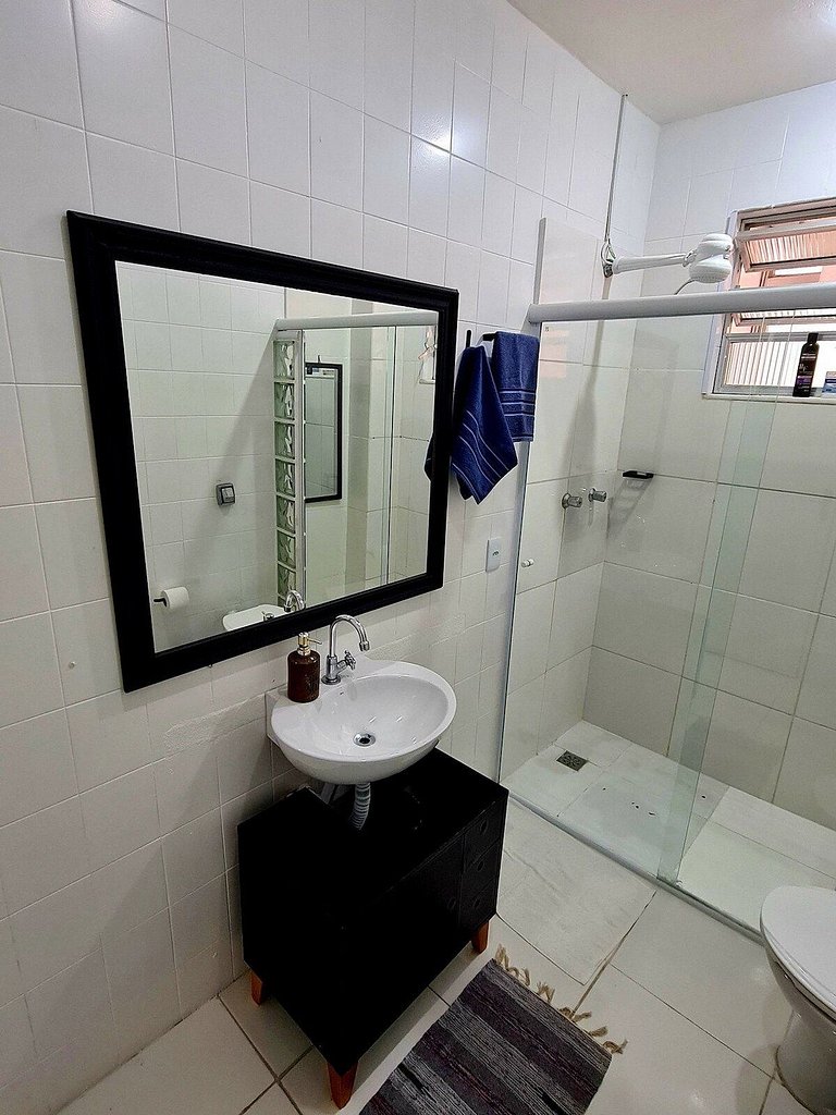 Apartamento Espaçoso e Iluminado no Coração de Copacabana